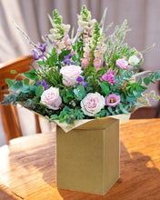Load image into Gallery viewer, Tender Tones Bouquet.