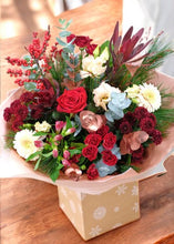 Load image into Gallery viewer, Red Christmas Bouquet
